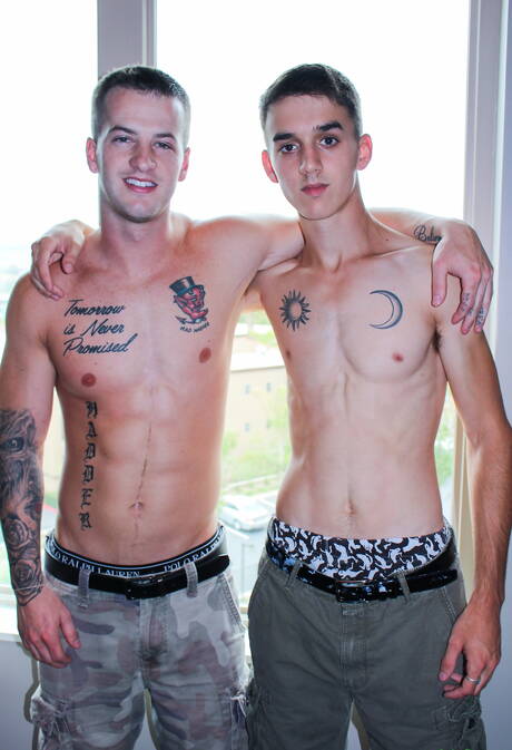 Military Twink Pictures